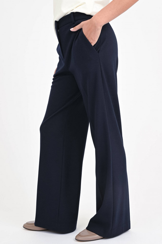 Circolo 1901 Weite Hose aus Woll-Cashmere-Mix in Navy