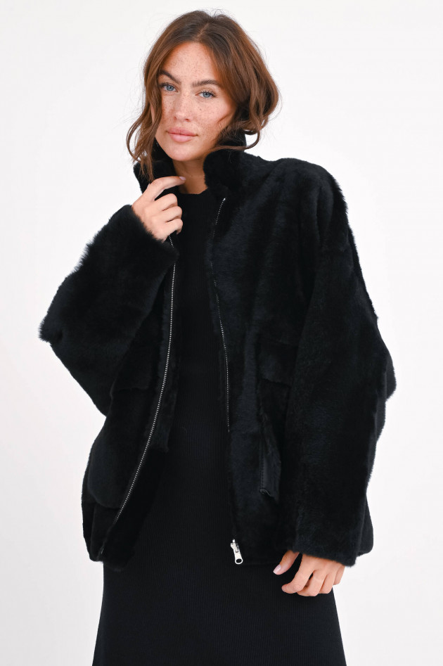 Furry Jacke GATTI in Schwarz