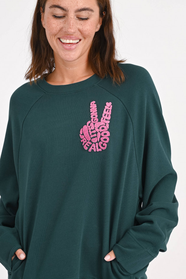 Love Joy Victory Sweatshirt FELIS in Dunkelgrün