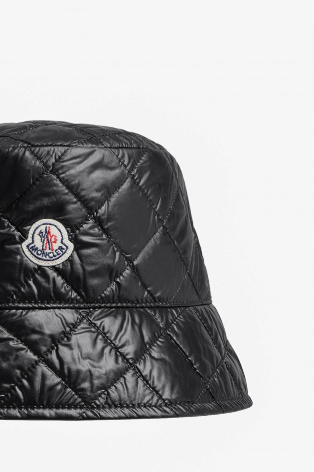 Moncler Gesteppter Bucket Hat in Schwarz