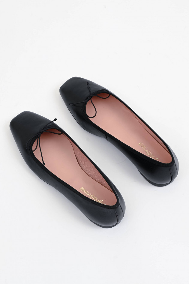 Pretty Ballerinas Lederballerina in Schwarz