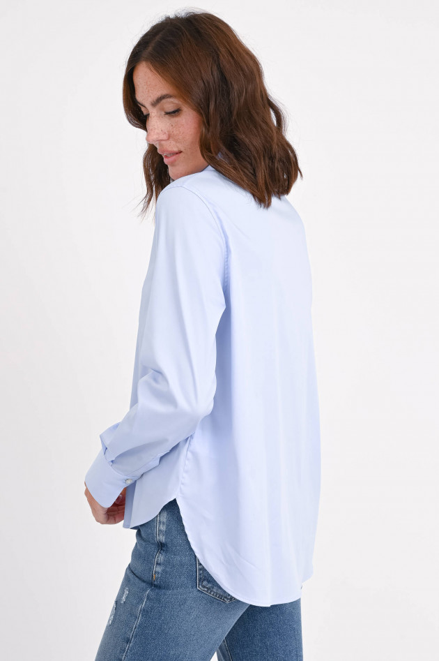 Soluzione Klassische Bluse in Hellblau