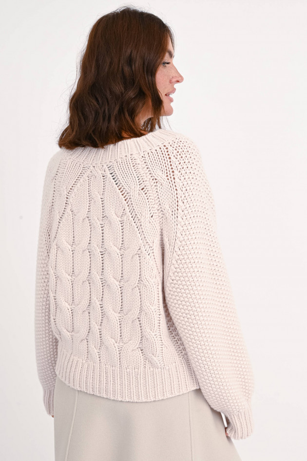 Stephan Boya Cashmere-Pullover mit Zopfmuster in Nude