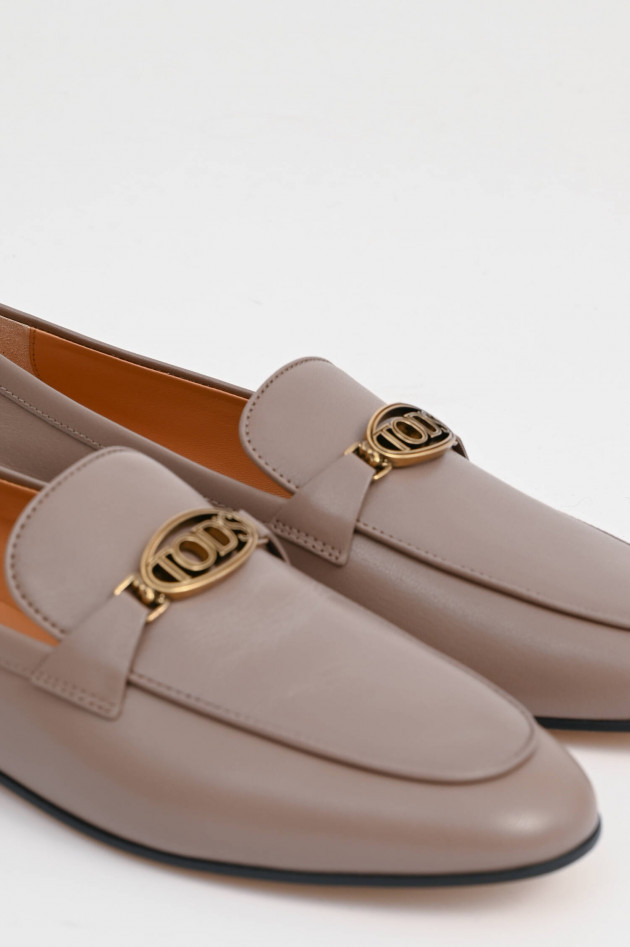 Tod's Loafer mit Penny-Steg in Taupe