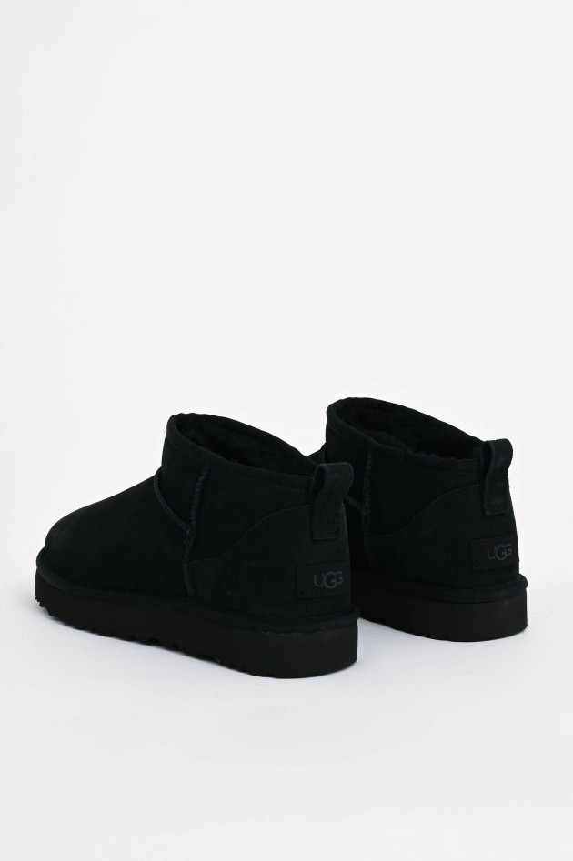 UGG Lamfell-Boot CLASSIC ULTRA MINI in Schwarz