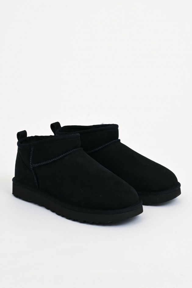 UGG Lamfell-Boot CLASSIC ULTRA MINI in Schwarz