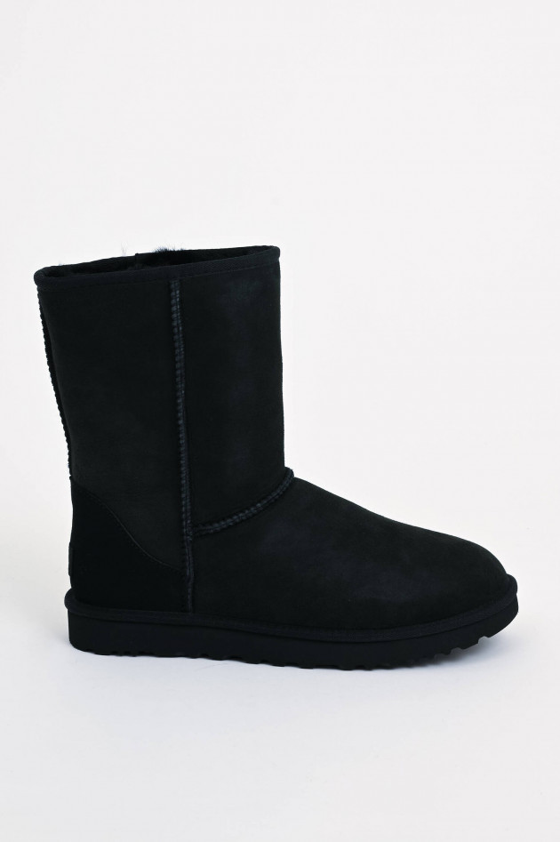 UGG Boots CLASSIC SHORT in Schwarz