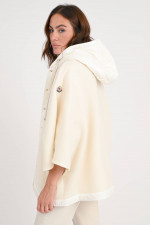 Cape aus Wolle in Creme