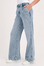 Jeans ABBYS mit weitem Bein in Hellblau