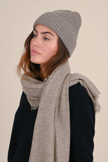 Midi-Mütze aus Cashmere in Taupe