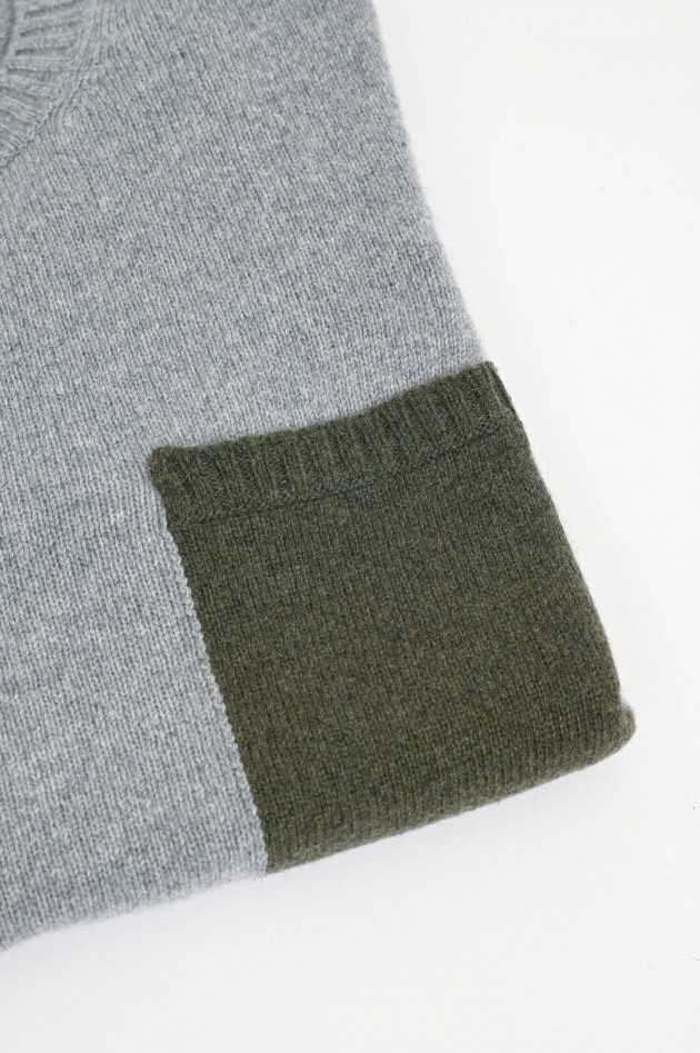 04651/ A trip in a bag Cashmere-Strickpullover in Grau/Oliv