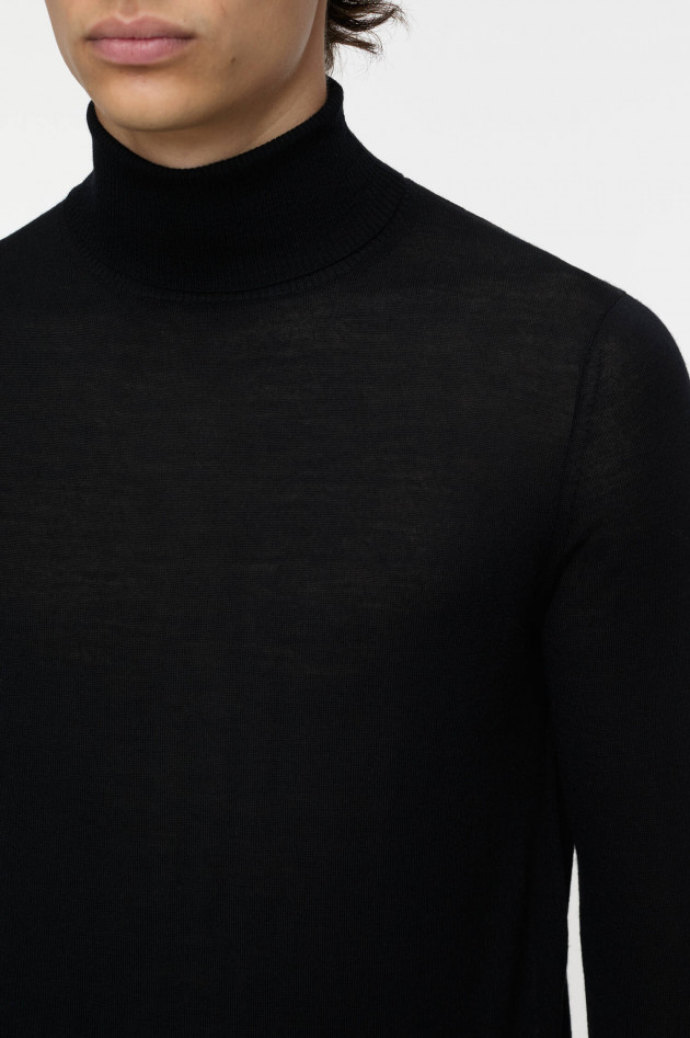 Closed Feinstrick-Rollkragenpullover in Schwarz