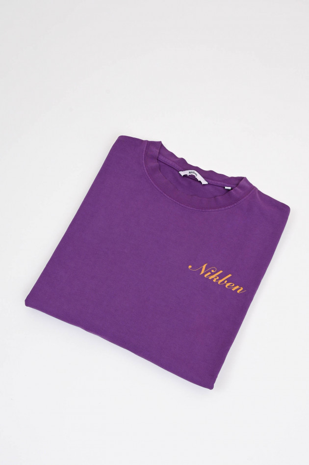 Nikben T-Shirt mit XXL-Backprint in Violett