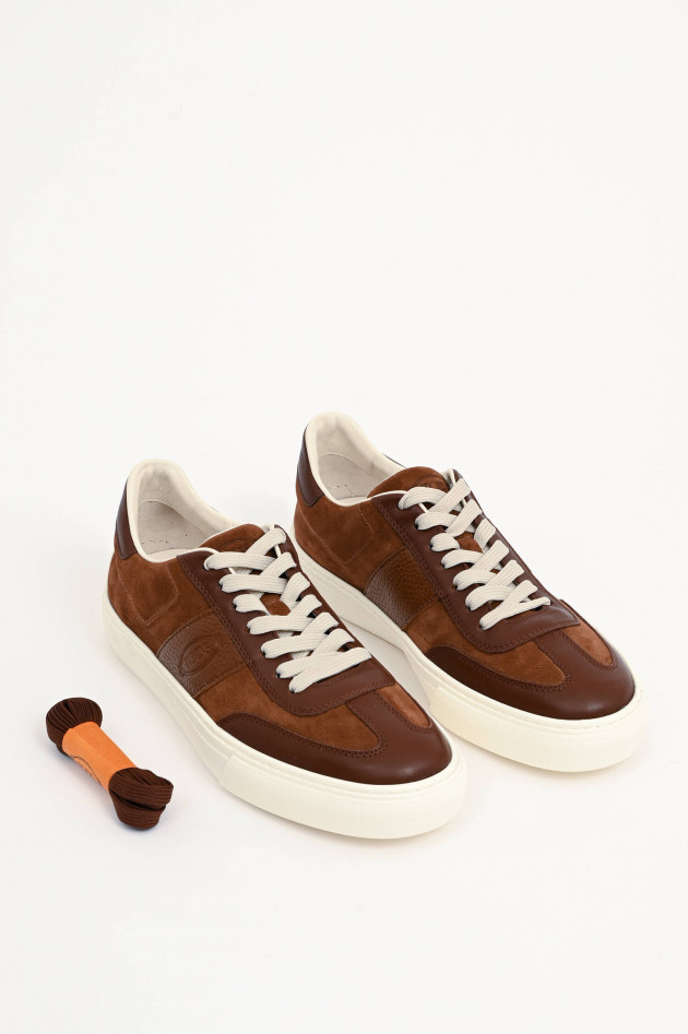 Tod's Sneaker aus Veloursleder in Braun