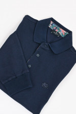 Polo-Shirt mit gemustertem Kragen in Navy/Bunt