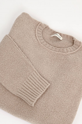 Pullover aus Bouclé in hellem Beige